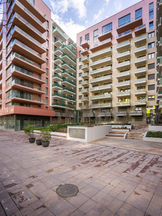 בודפשט Grand Corvin Studio With Balcony מראה חיצוני תמונה