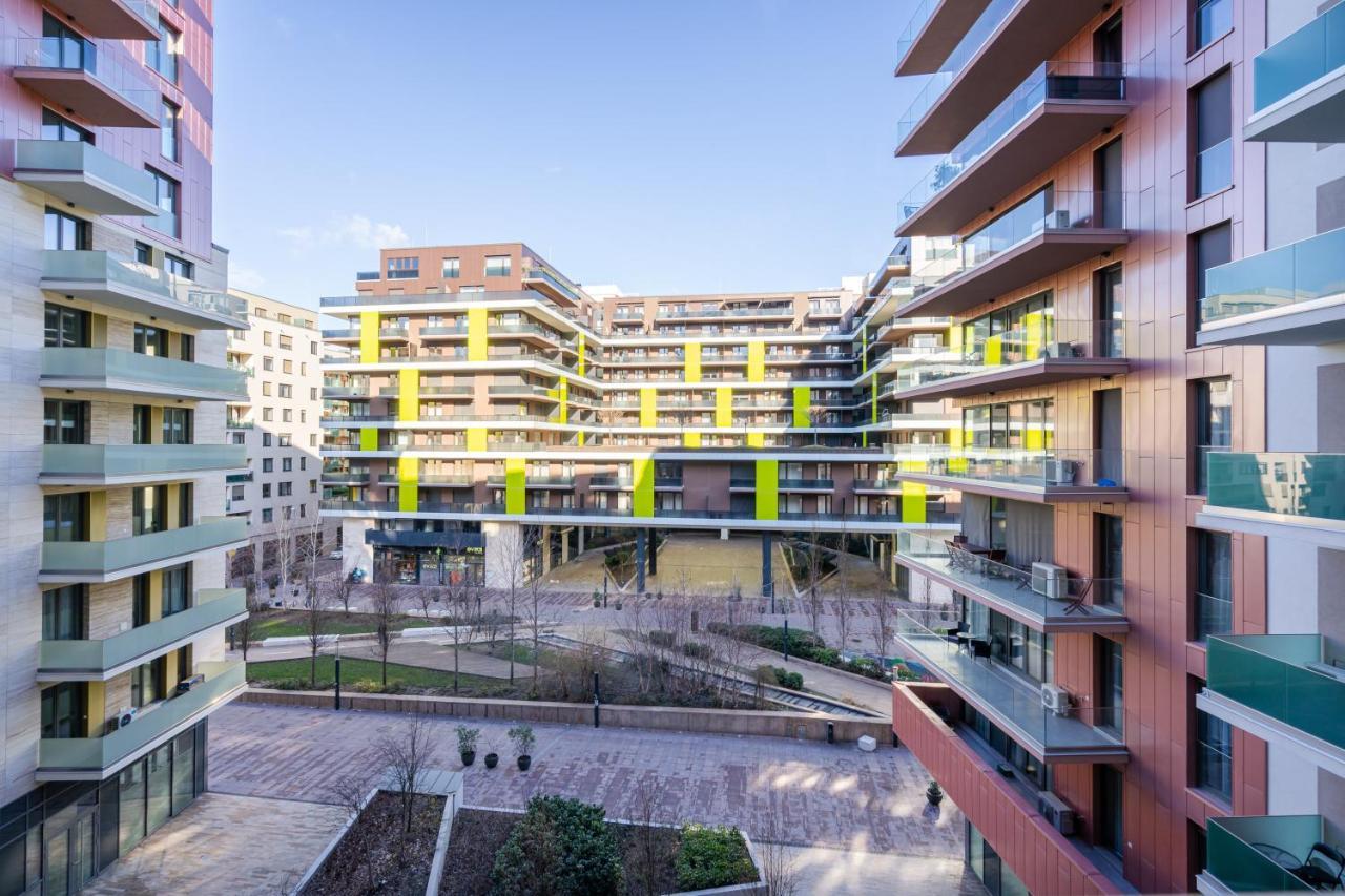 בודפשט Grand Corvin Studio With Balcony מראה חיצוני תמונה