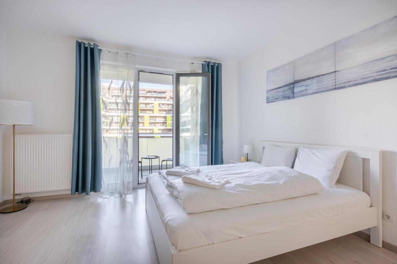 בודפשט Grand Corvin Studio With Balcony מראה חיצוני תמונה