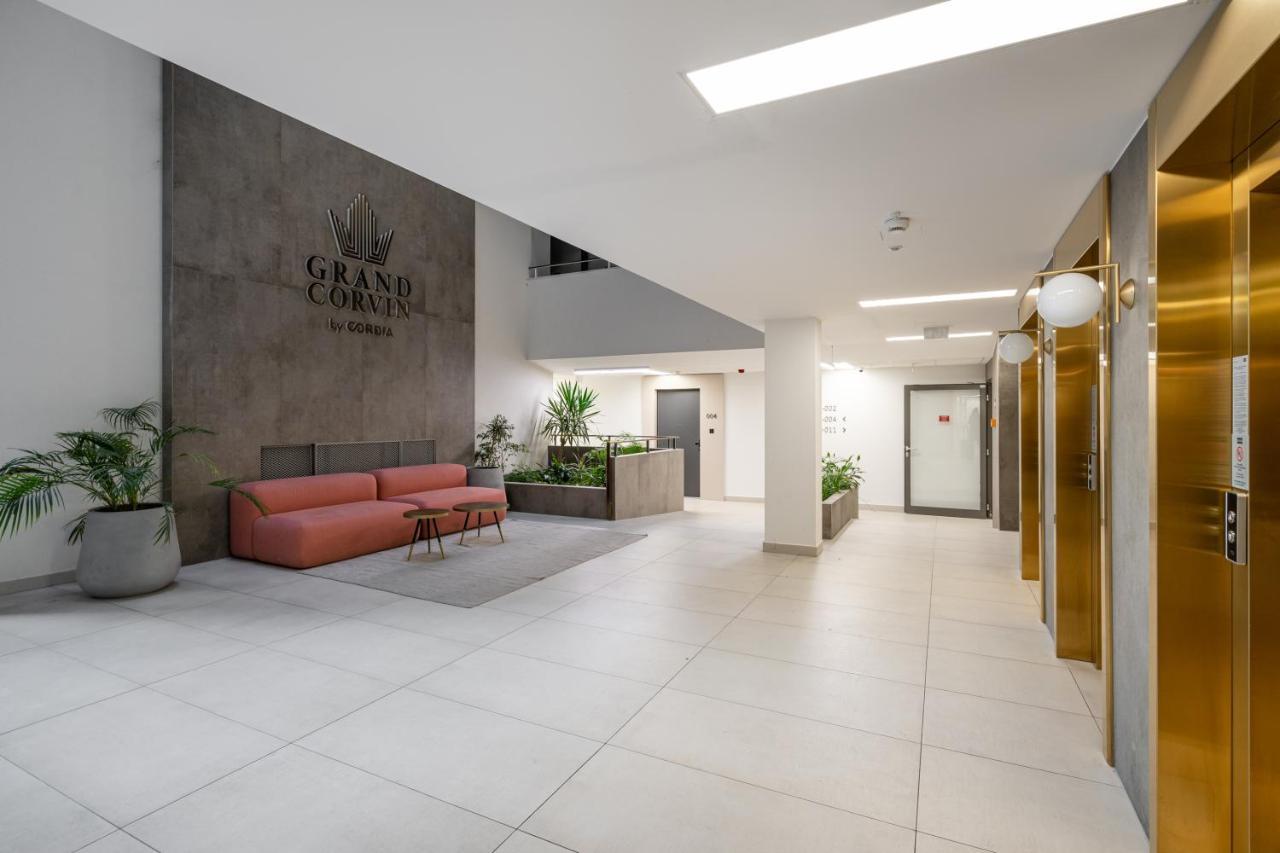 בודפשט Grand Corvin Studio With Balcony מראה חיצוני תמונה